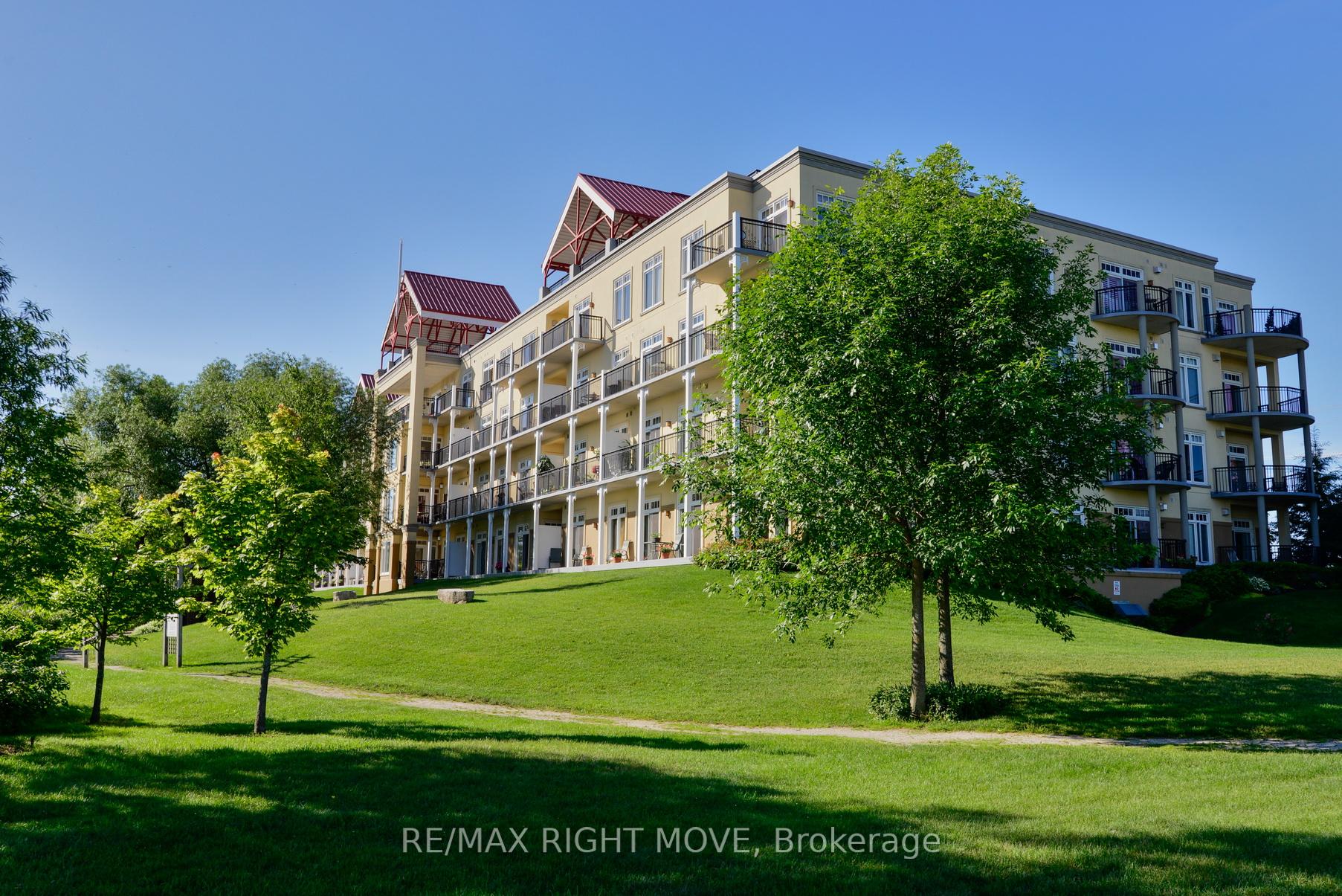 109 - 140 Cedar Island Road, Orillia, ON, exterior