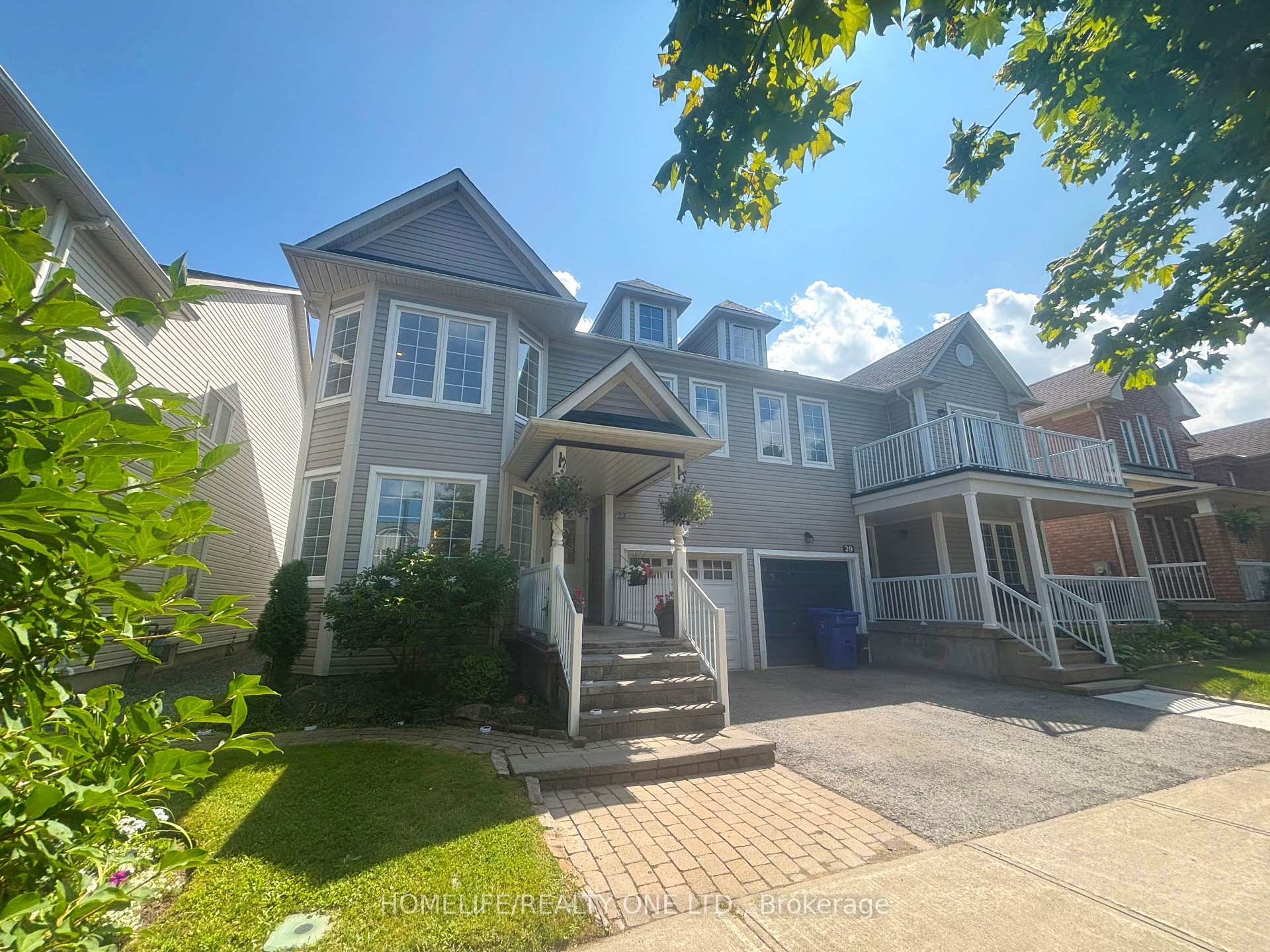 27 Glasgow Crescent, Georgina, ON, exterior