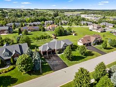 6 Masters Creek Boulevard, Mono, ON, exterior