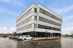 301 - 75 Woodrow Court, Whitby, ON, exterior