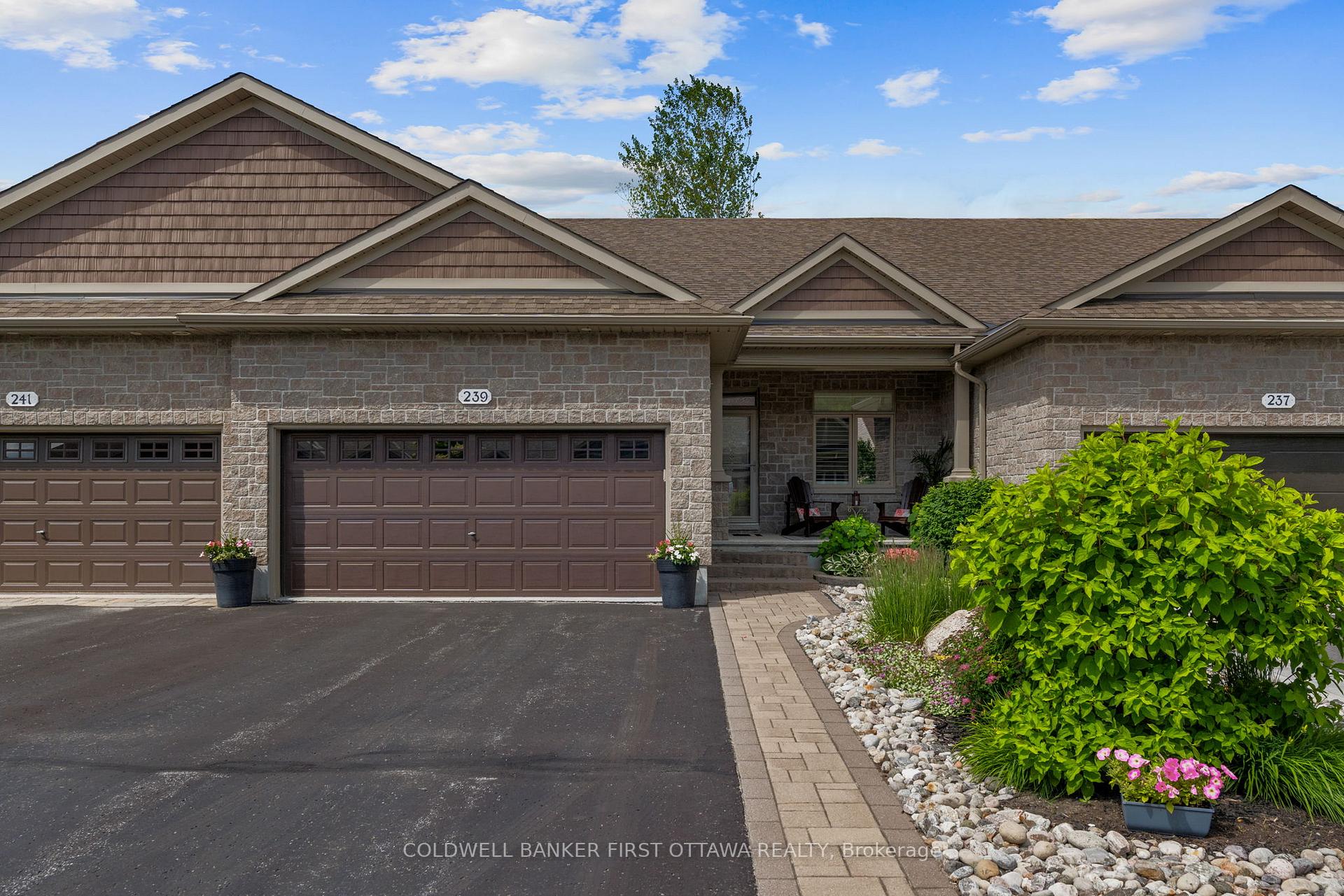 239 Royal Landing Gate, North Grenville, ON, exterior