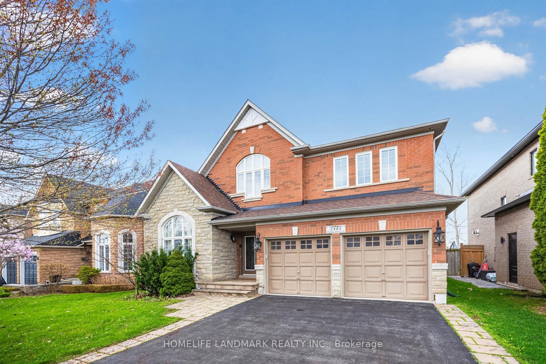 2481 Whistling Springs Crescent, Oakville, ON, exterior