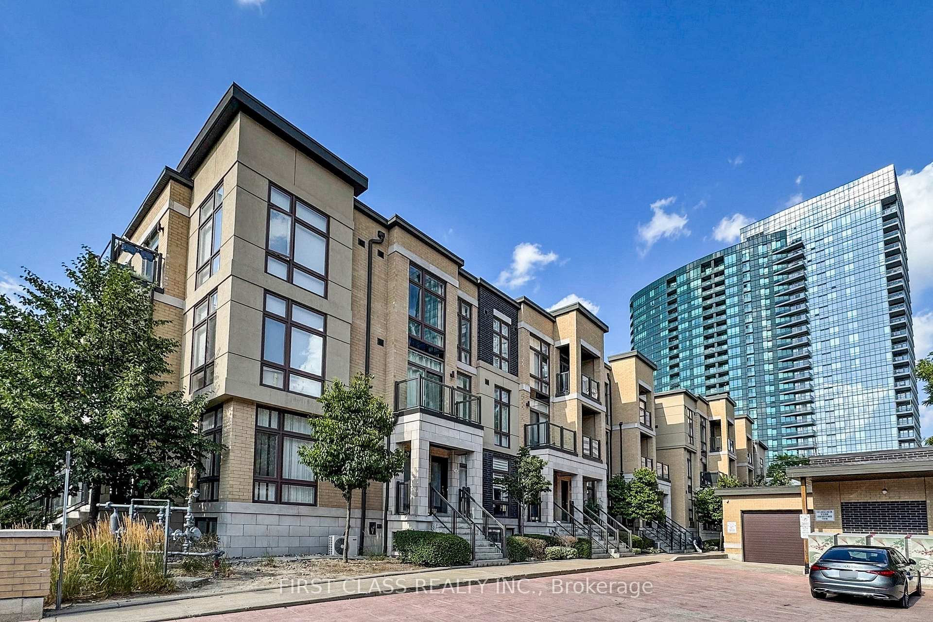 79 - 23 Eldora Avenue, Toronto C07, ON, exterior