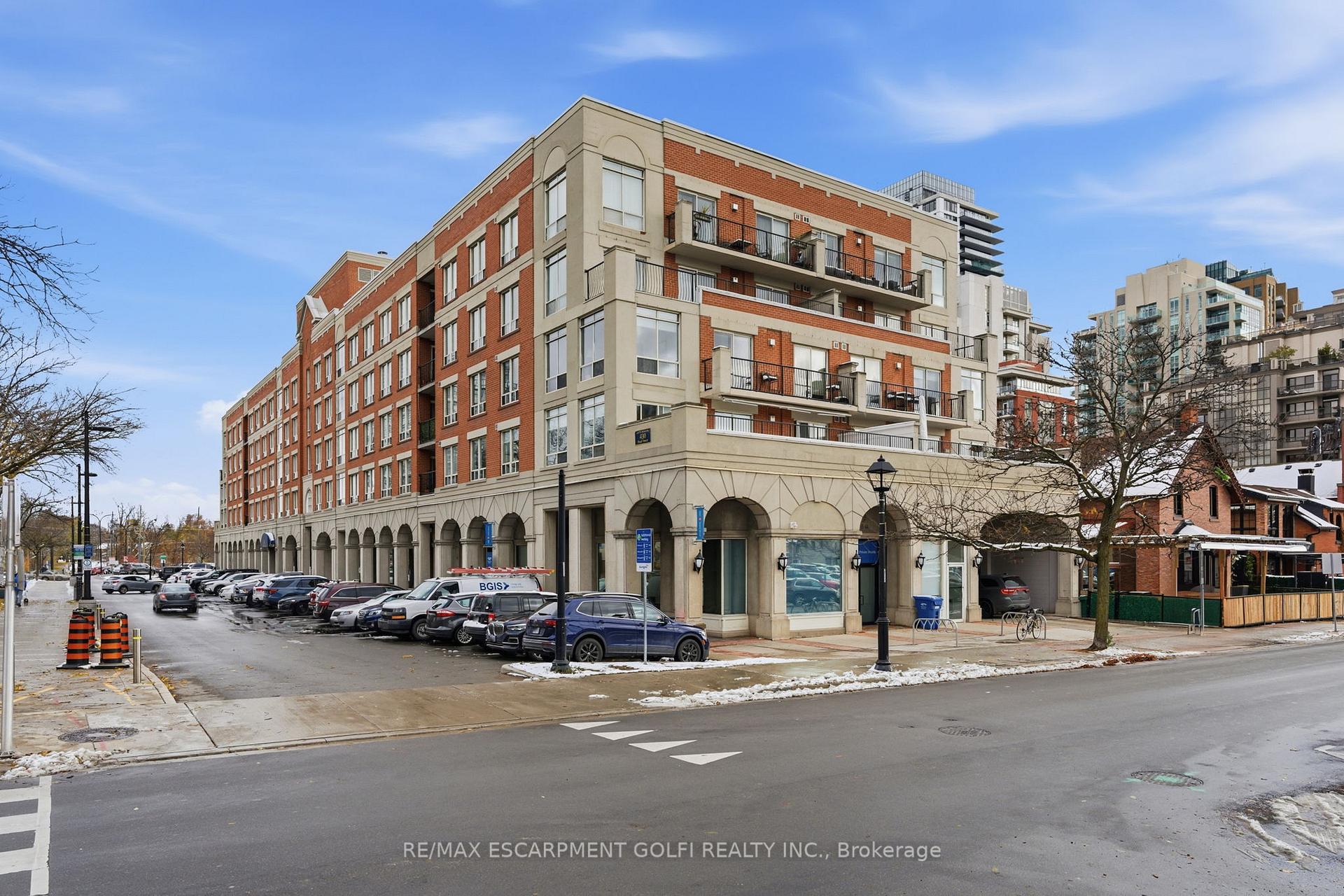 403 - 430 Pearl Street W, Burlington, ON, exterior