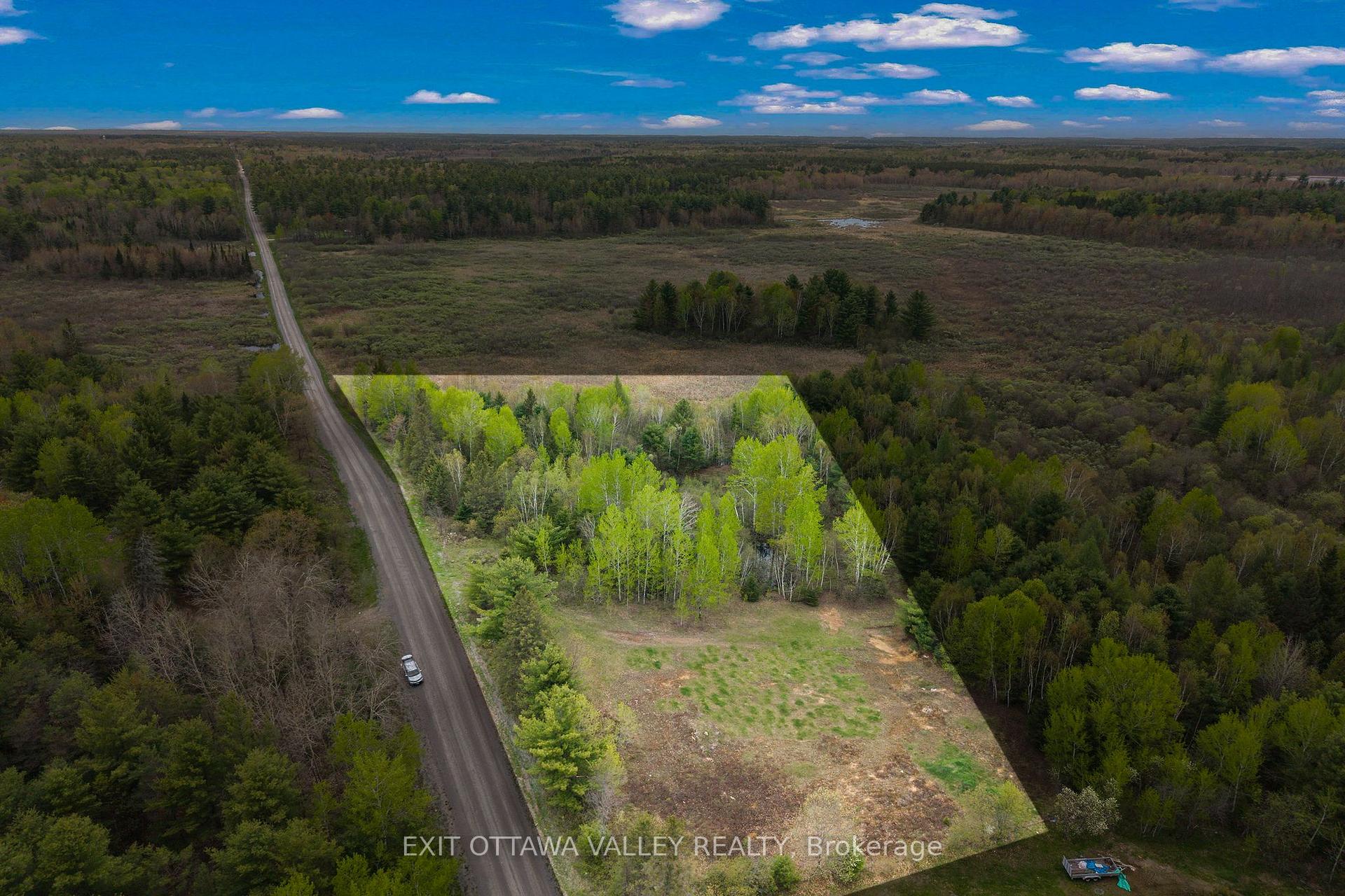000 Lemke Road, North Algona Wilberforce, ON, exterior