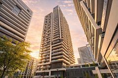 706 - 95 Oneida Crescent, Richmond Hill, ON, exterior