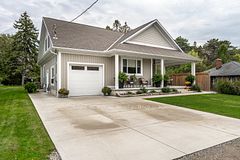 71214 Anne Street, Bluewater, ON, exterior