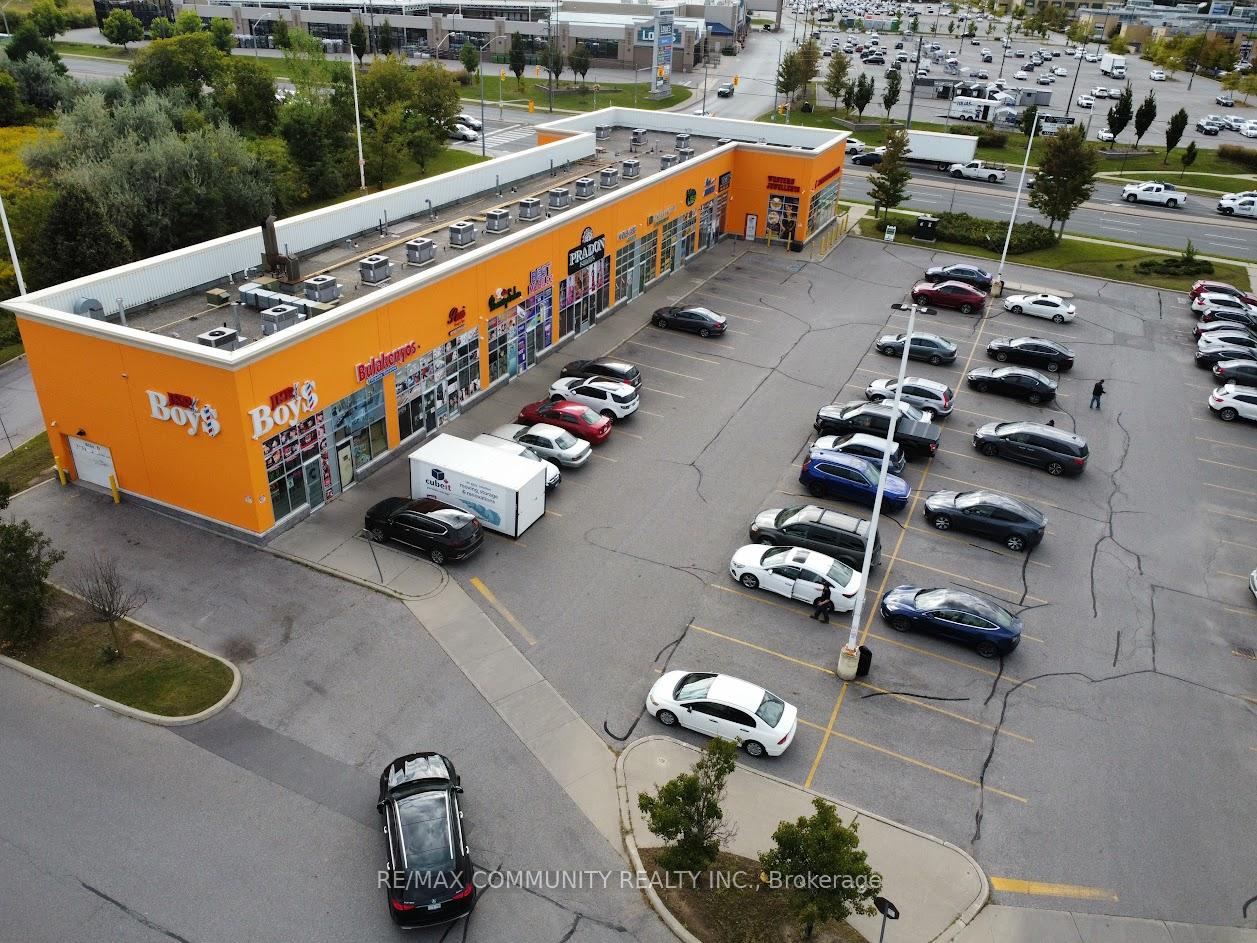 101 - 3331 Markham Road, Toronto E11, ON, exterior