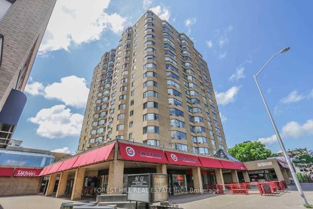 1111 - 695 Richmond Street, London East, ON, exterior