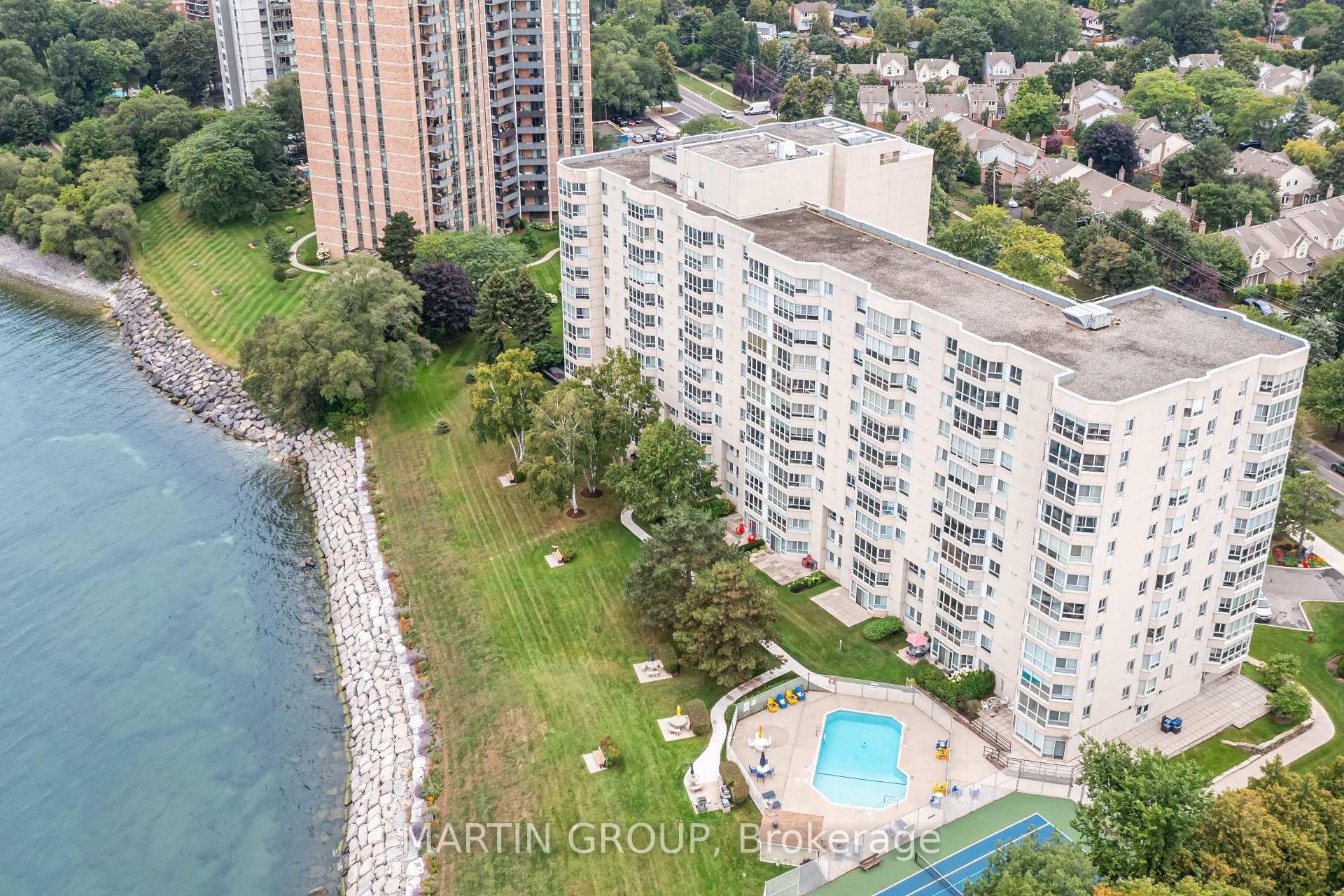 1102 - 5280 Lakeshore Road, Burlington, ON, exterior
