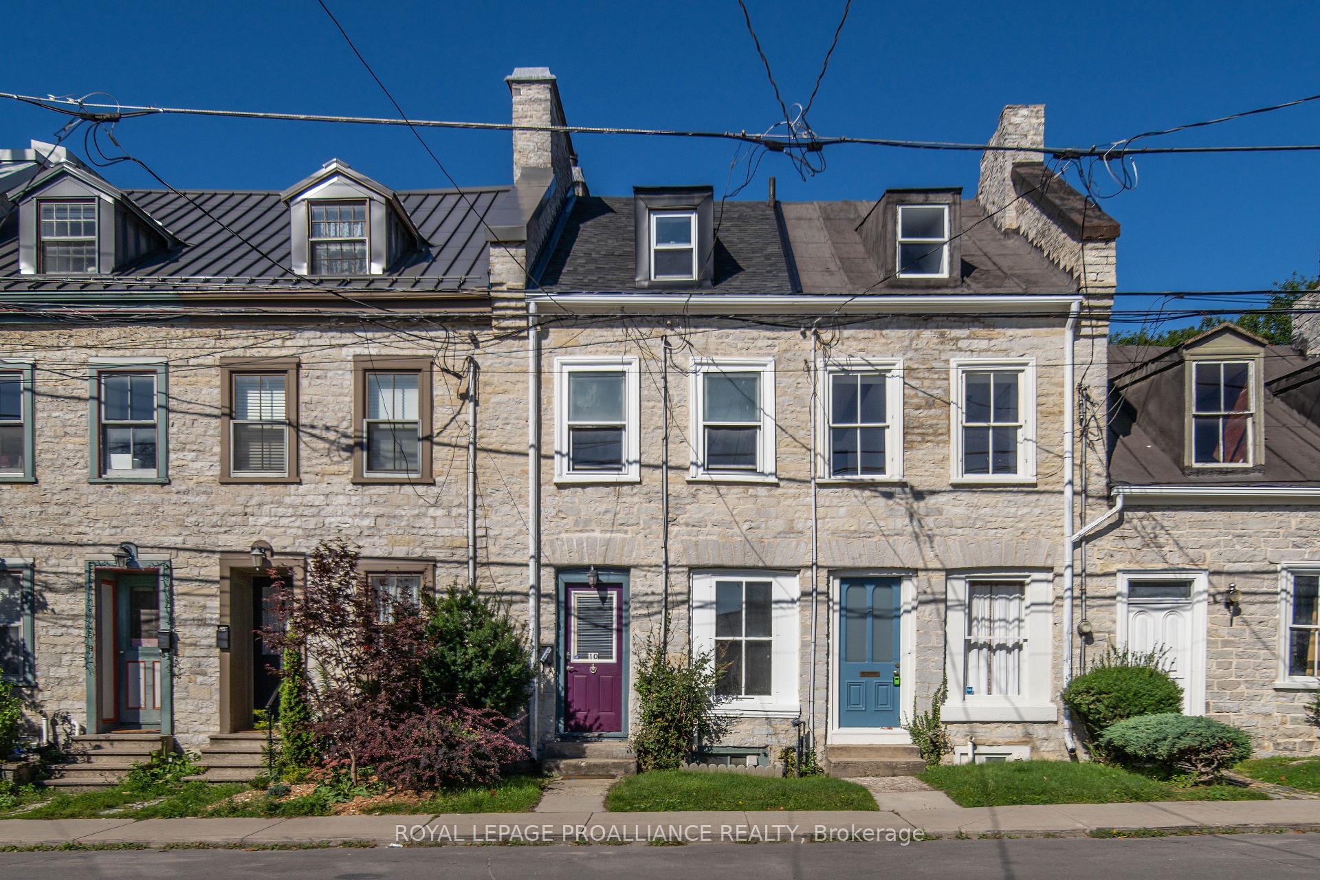 10 Rideau Street, Kingston, ON, exterior