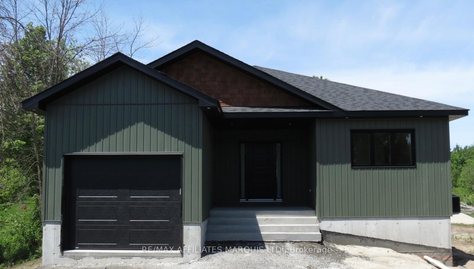 21477 Macgregor Drive, South Glengarry, ON, exterior