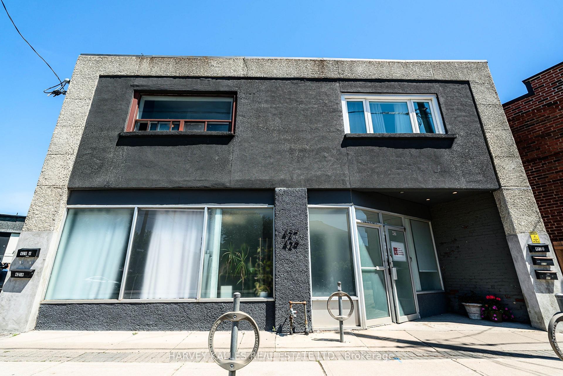 Unit A - 429 Vaughan Road, Toronto C03, ON, exterior