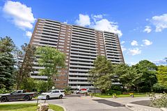 711 - 240 Scarlett Road, Toronto W03, ON, exterior