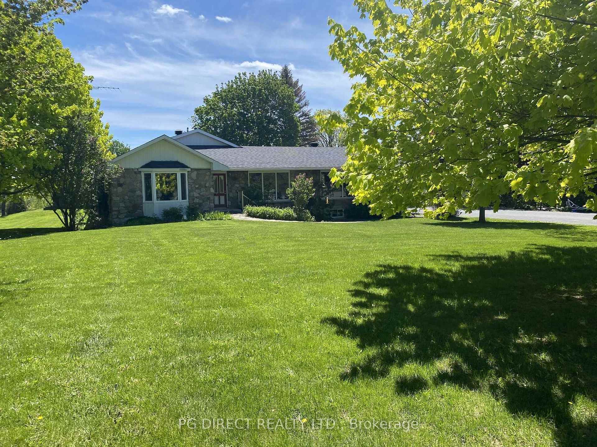 18824 Glen Road, South Glengarry, ON, exterior