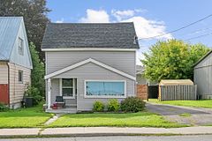 132 Edward Street S, Arnprior, ON, exterior