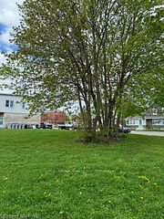 86 KING Street, Central Huron, ON, exterior