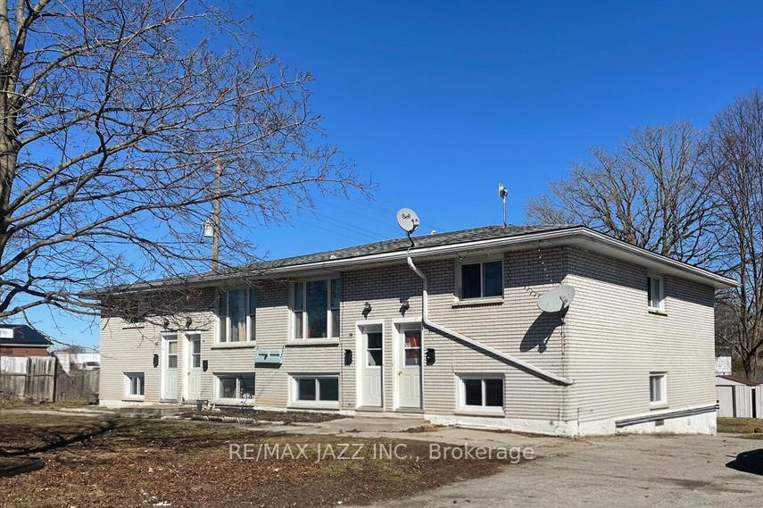 37-43 Leonard Avenue, Quinte West, ON, exterior