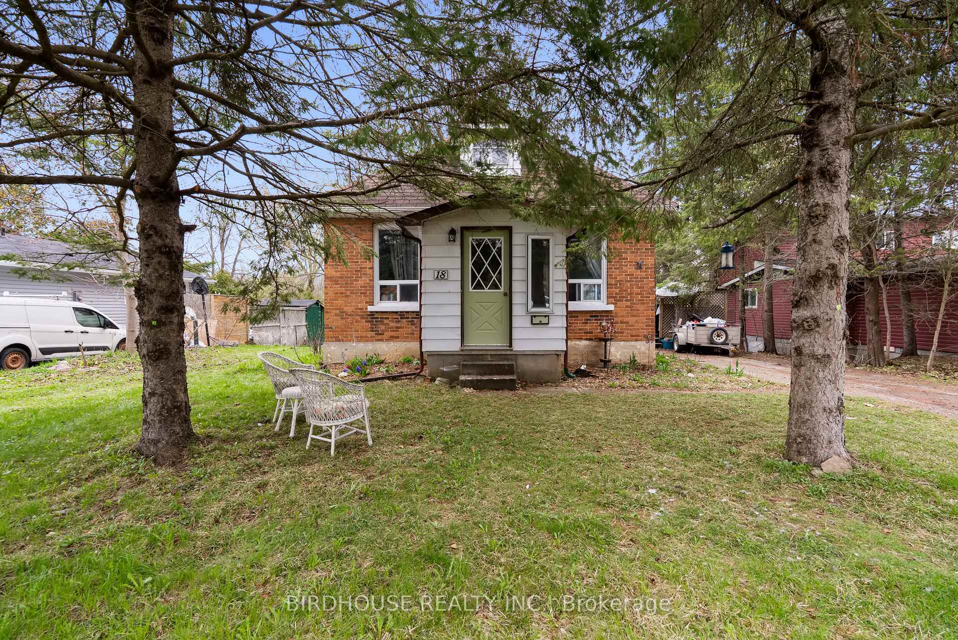 18 Water Street, Kawartha Lakes, ON, exterior