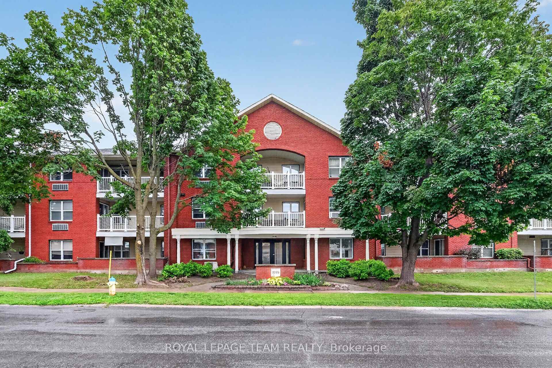 214 - 1099 Cadboro Road, Cyrville - Carson Grove - Pineview, ON, exterior