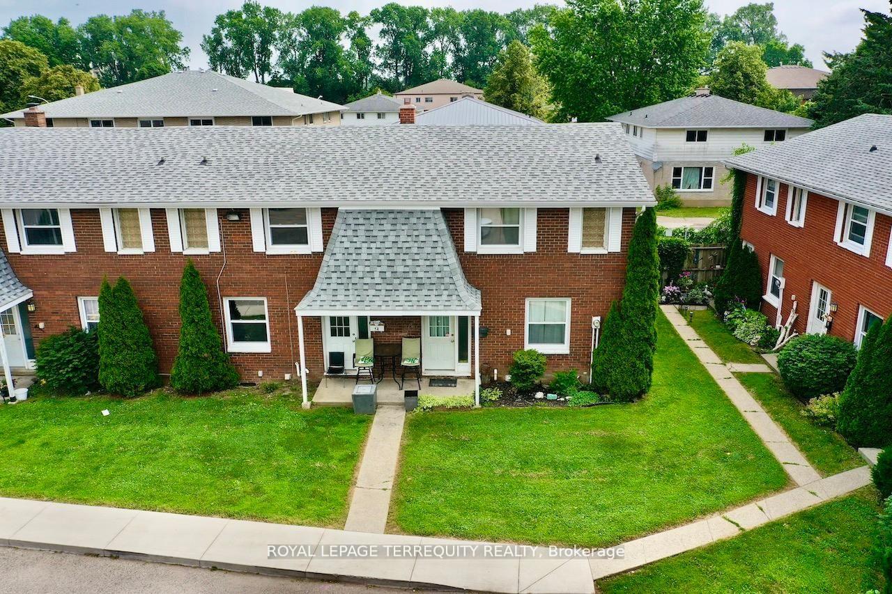 16 Orchard Place, Chatham-Kent, ON, exterior