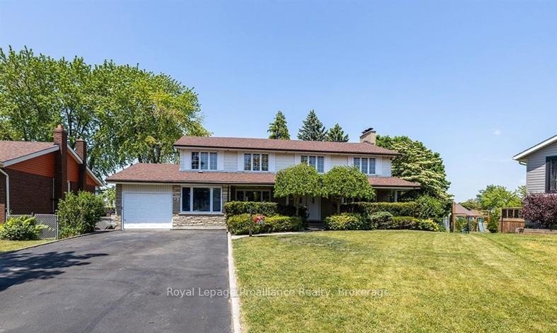 35 Patrick Street, Quinte West, ON, exterior