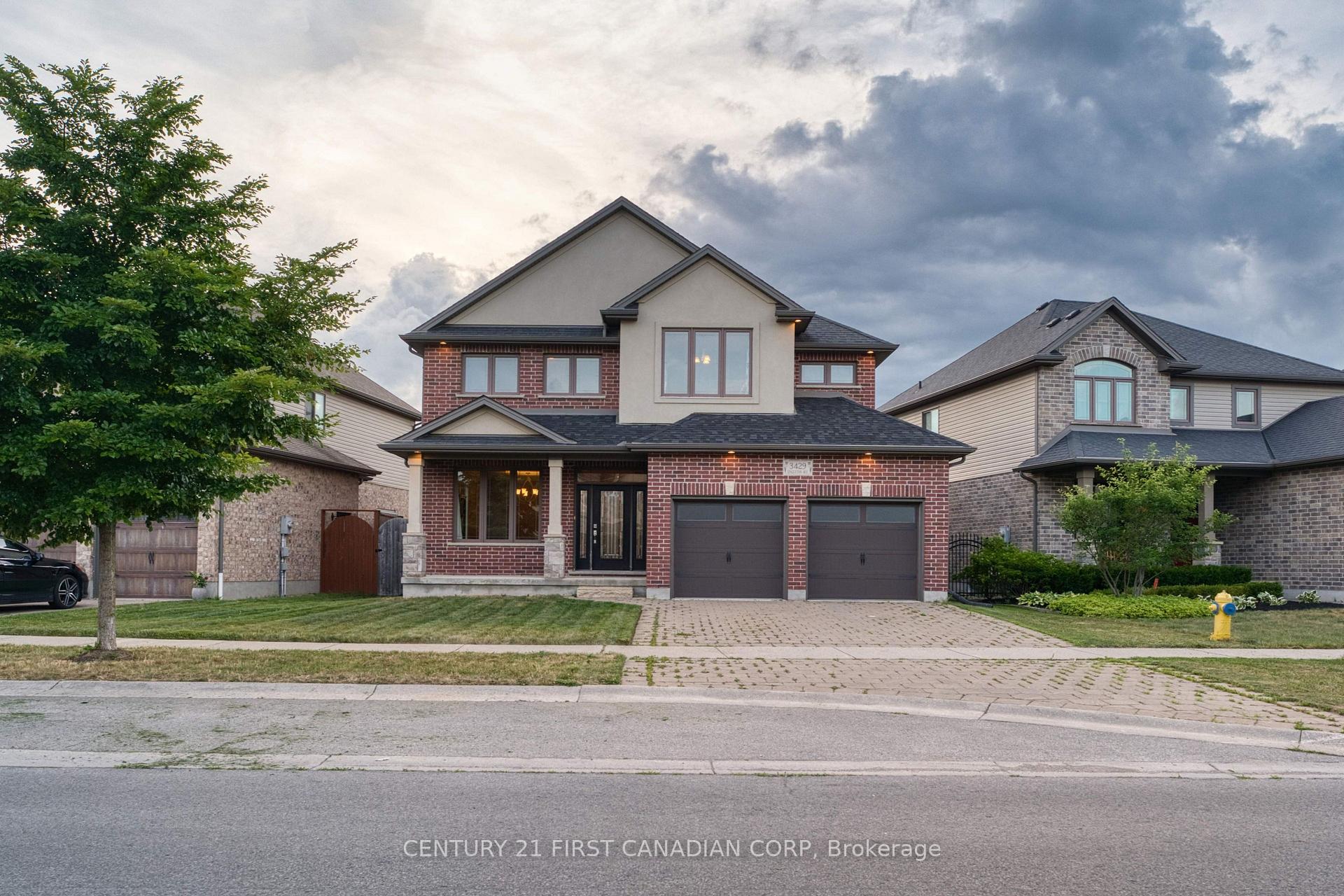 3429 Singleton Avenue, London South, ON, exterior