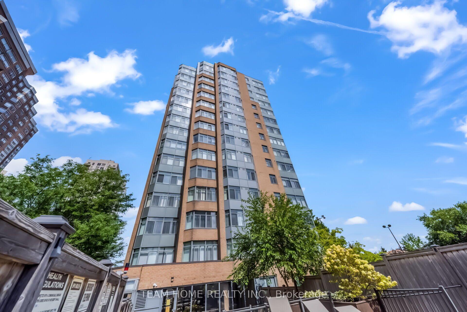 604 - 300 Webb Drive, Mississauga, ON, exterior