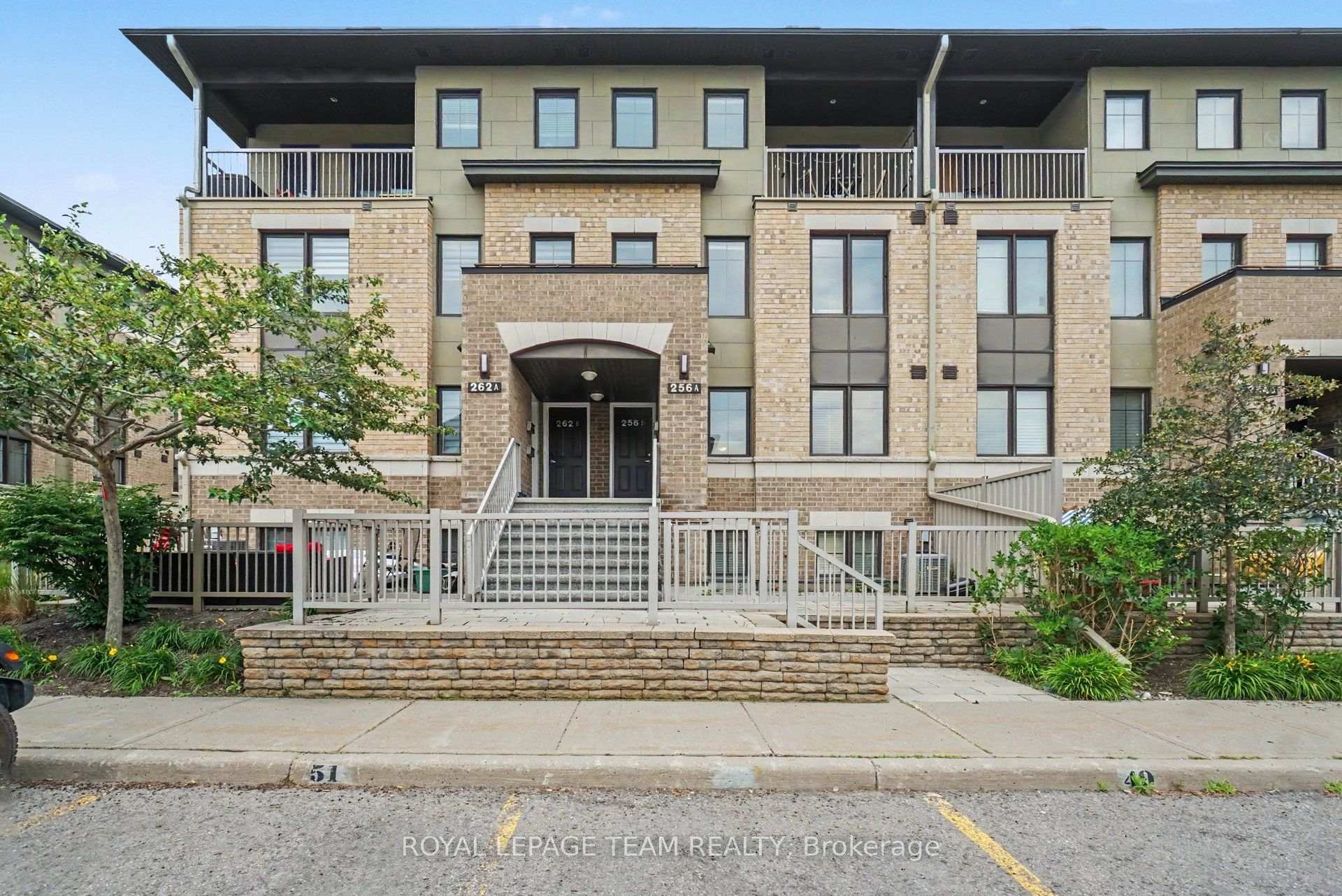 B - 256 Titanium Private, Orleans - Convent Glen and Area, ON, exterior