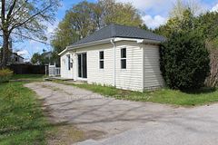30 Mill Lane, Strathroy-Caradoc, ON, exterior