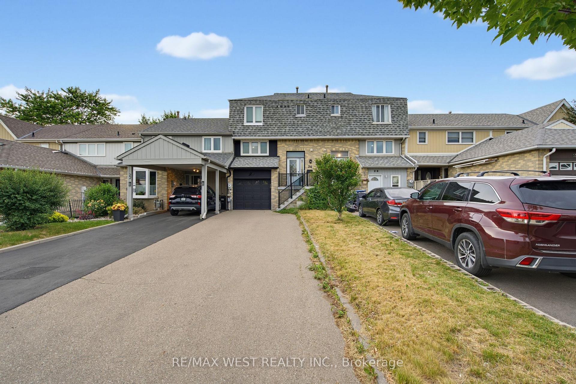24 Primrose Crescent, Brampton, ON, exterior