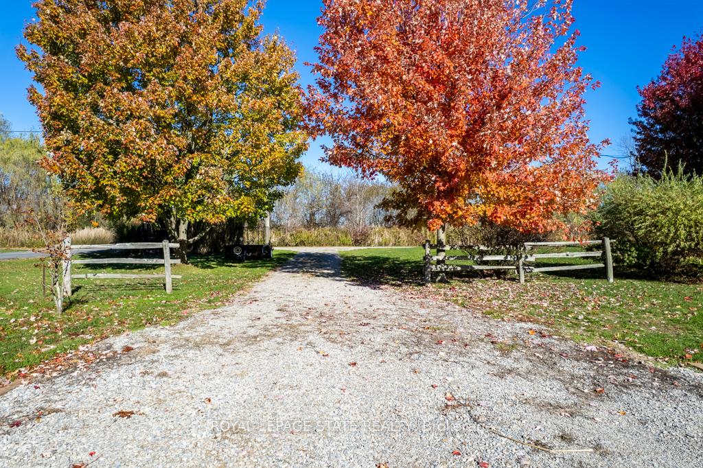 4 Dearden Lane, Haldimand, ON, exterior