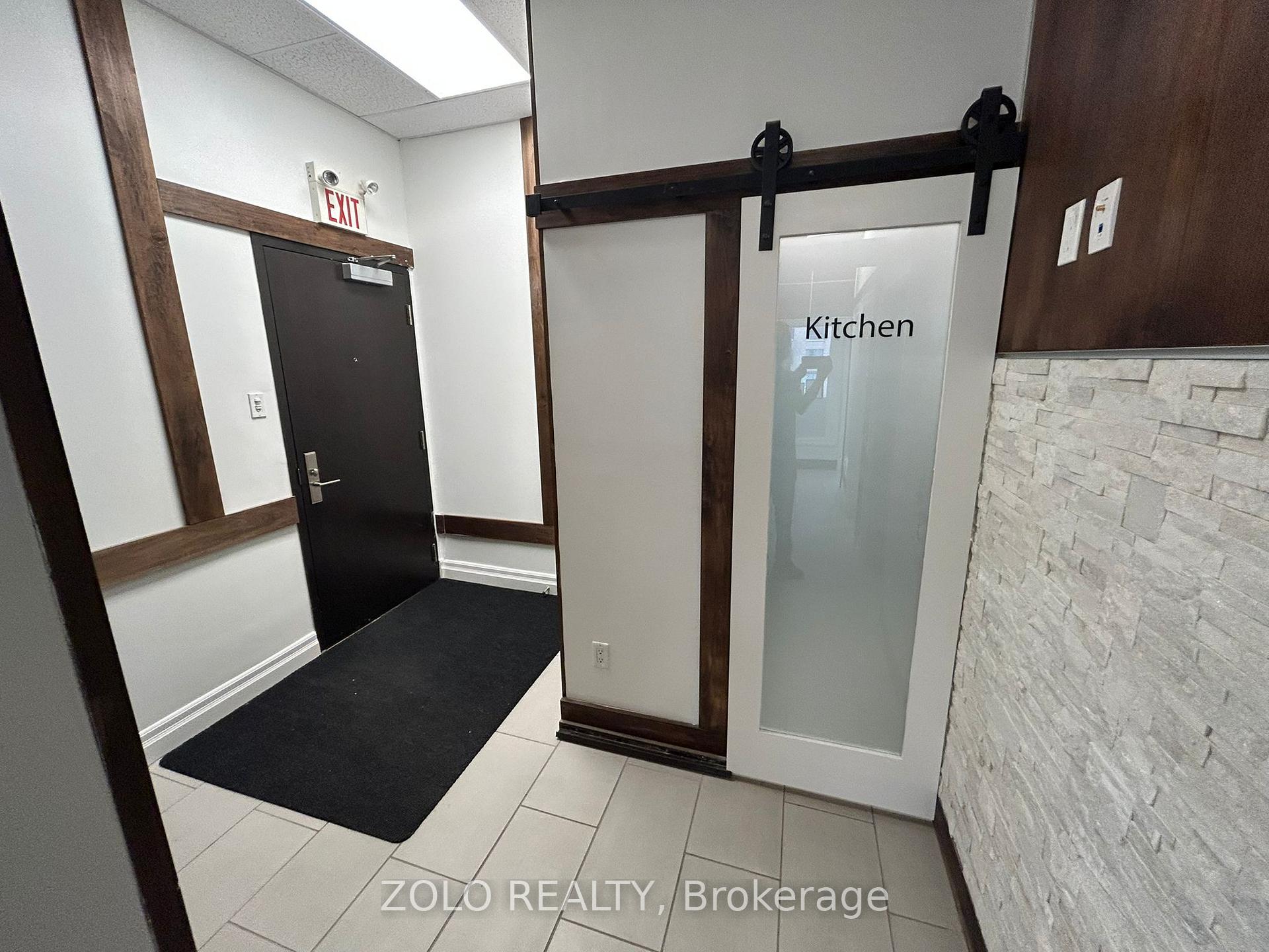 209 - 5409 Yonge Street, Toronto C14, ON, exterior