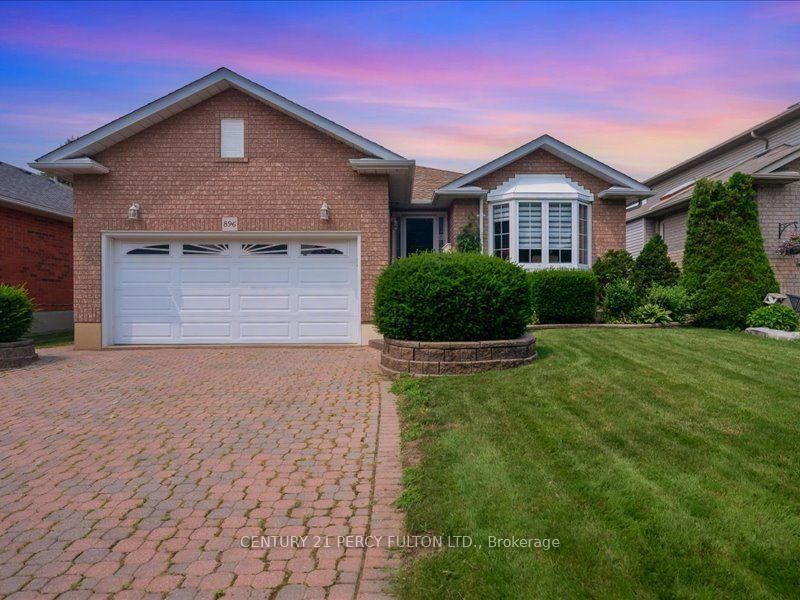 896 Sundance Circle, Oshawa, ON, exterior