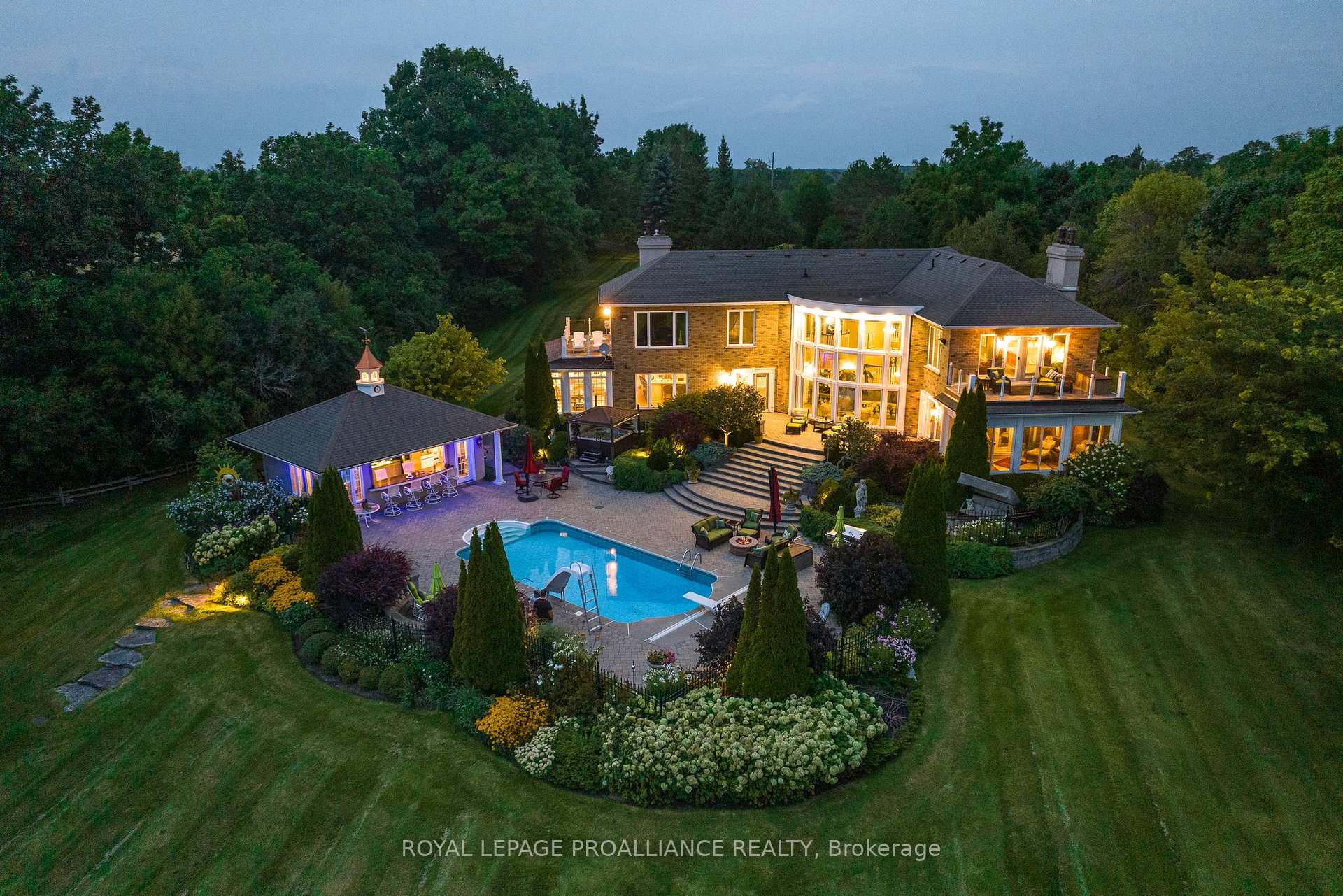 1261 County Rd 20 N/A, Prince Edward County, ON, exterior