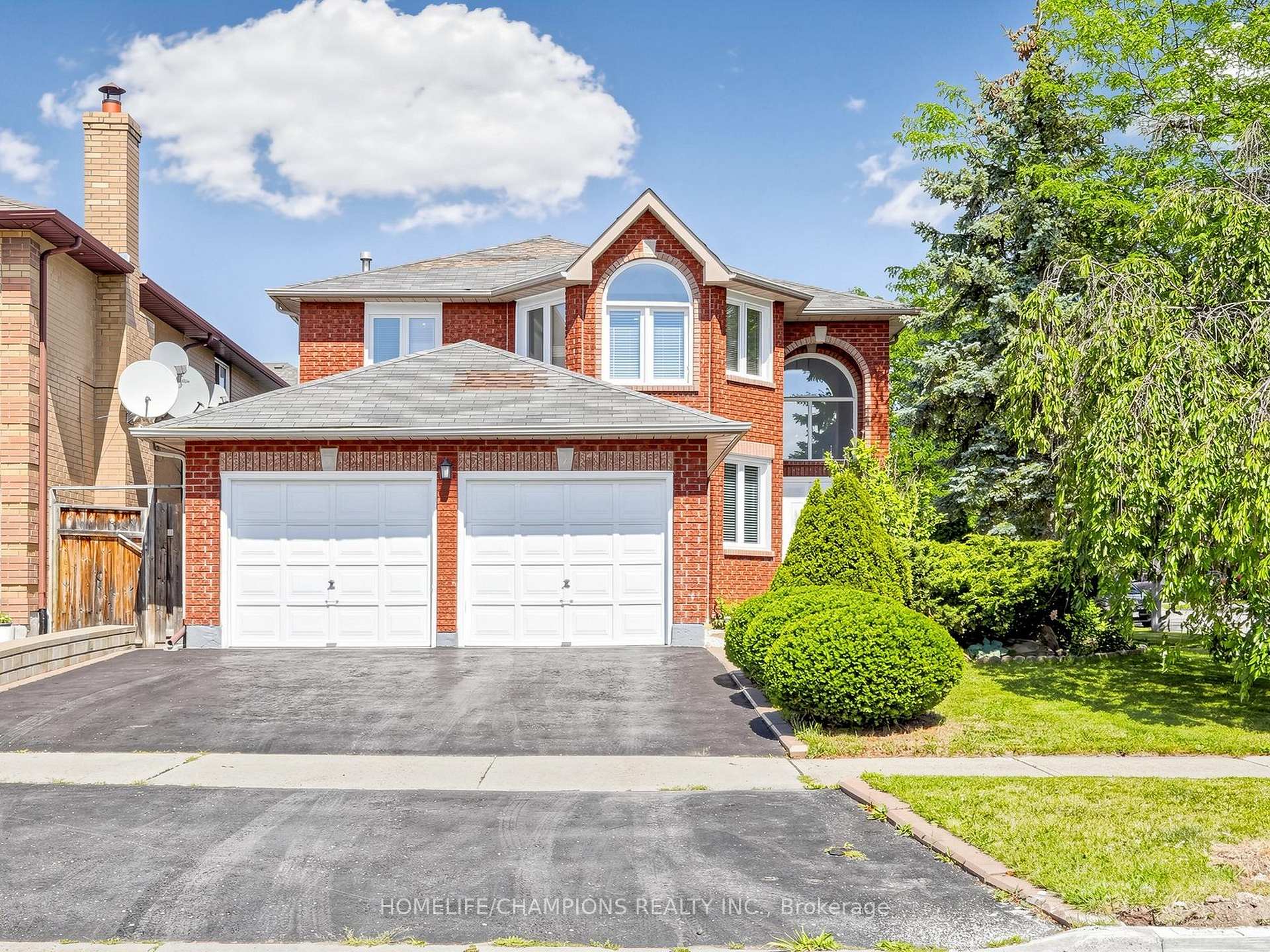 1622 Sandhurst Crescent, Pickering, ON, exterior