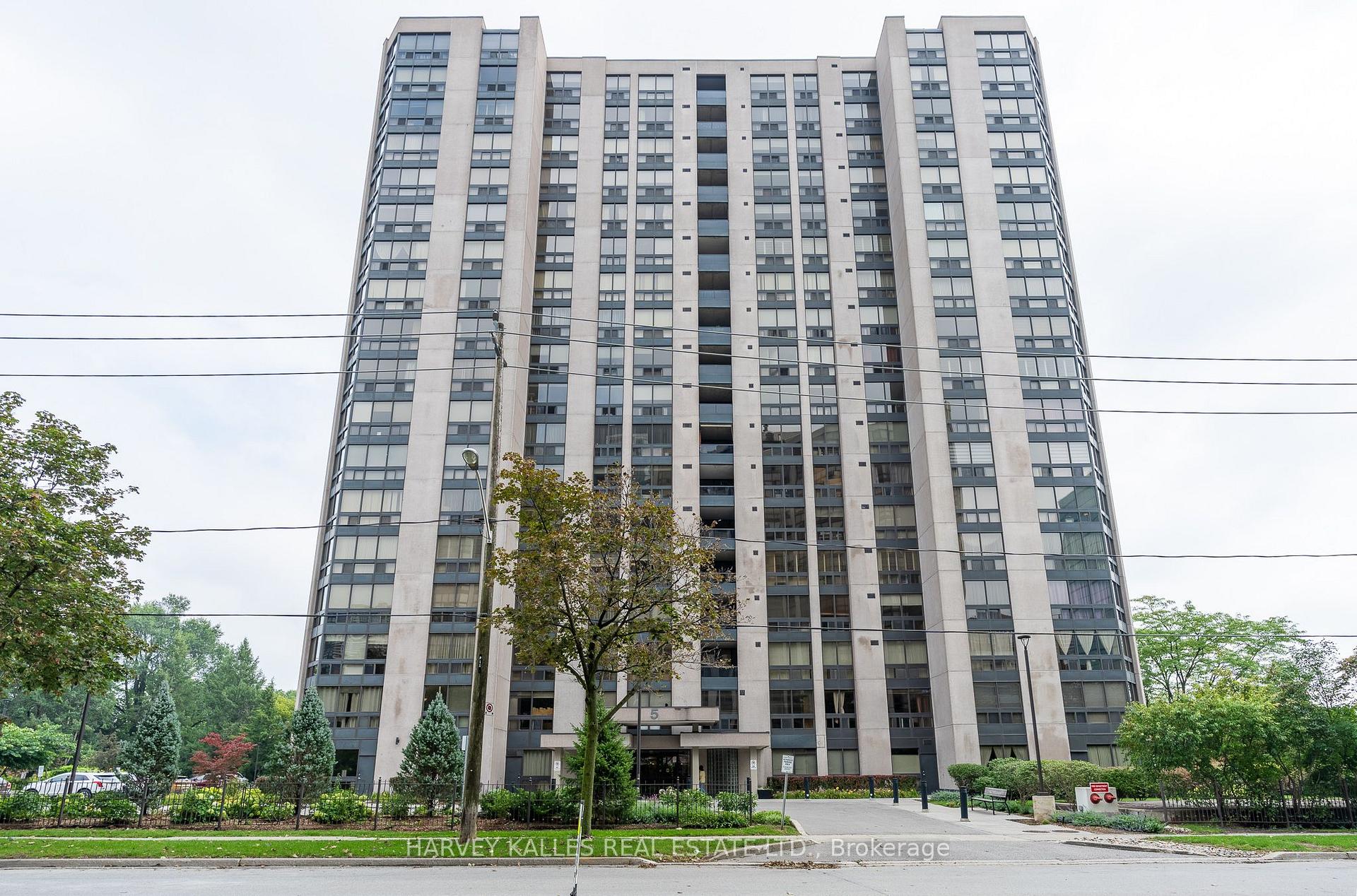 205 - 5 Kenneth Avenue, Toronto C14, ON, exterior