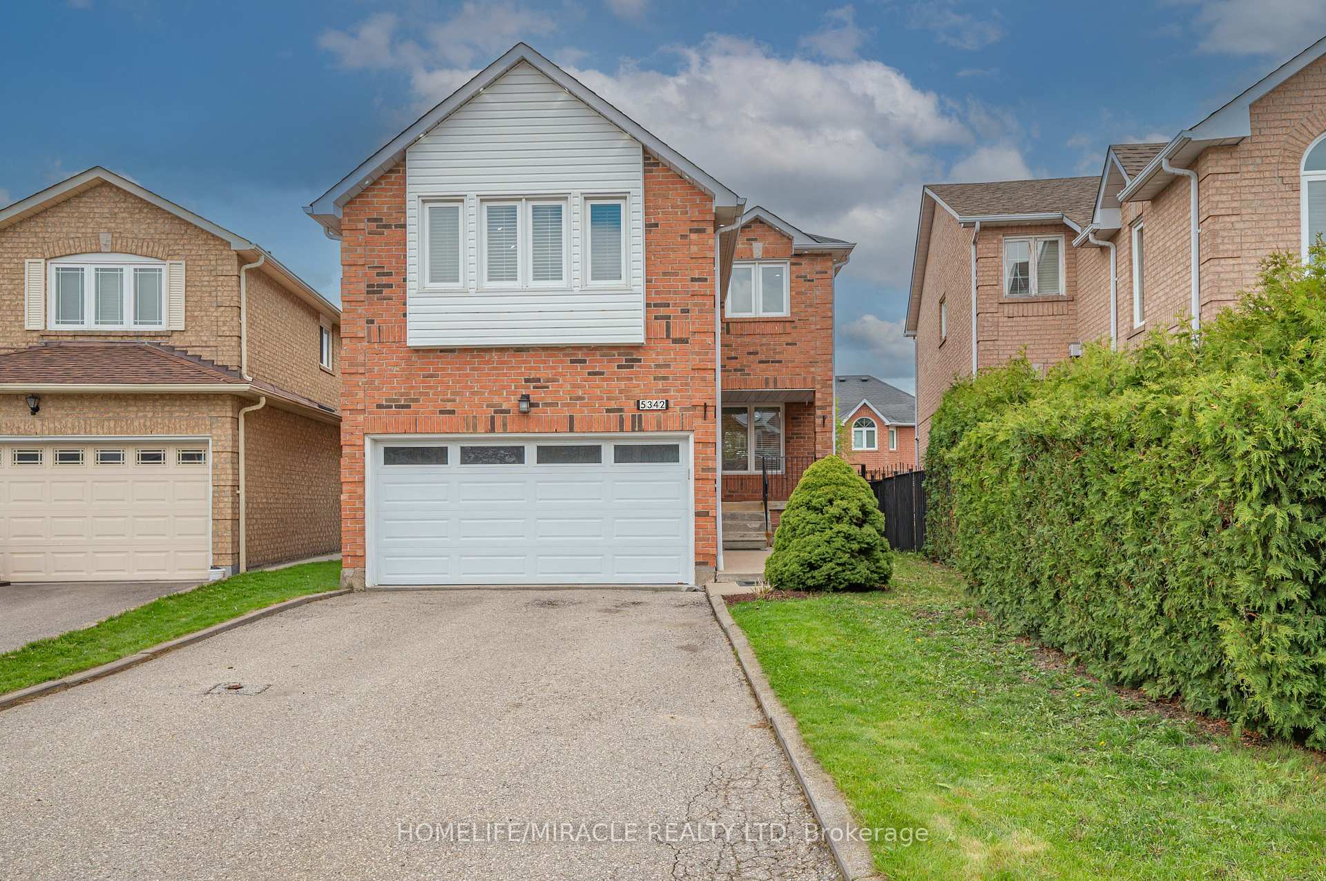 5342 Crane Court, Mississauga, ON, exterior