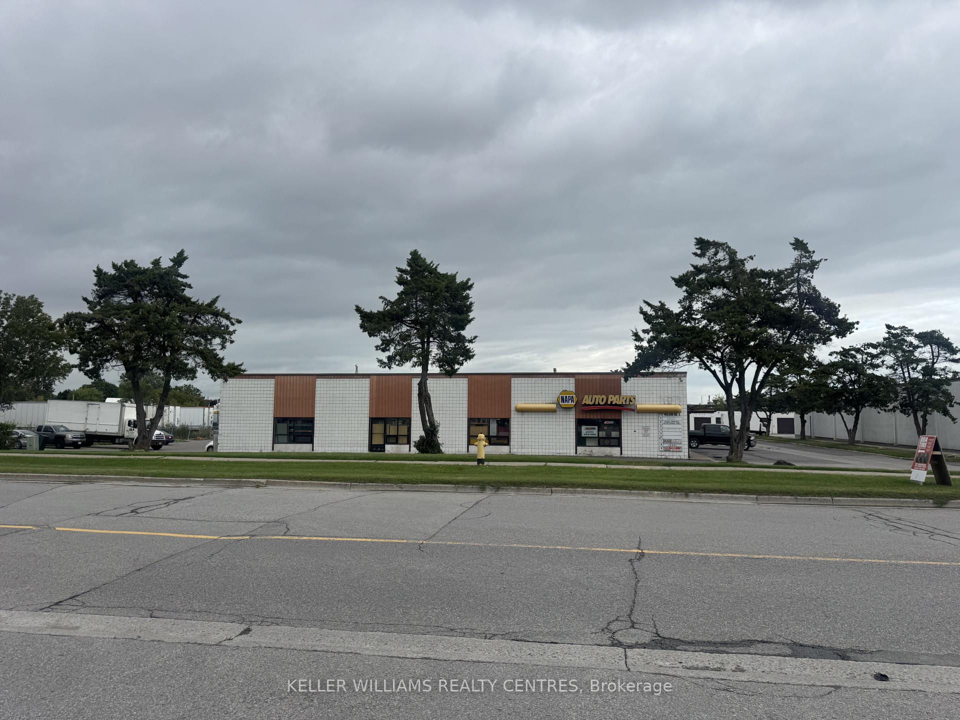 2 - 717 Wilson Road S, Oshawa, ON, exterior