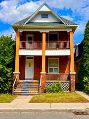 107 Spadina Avenue, West Centre Town, ON, exterior