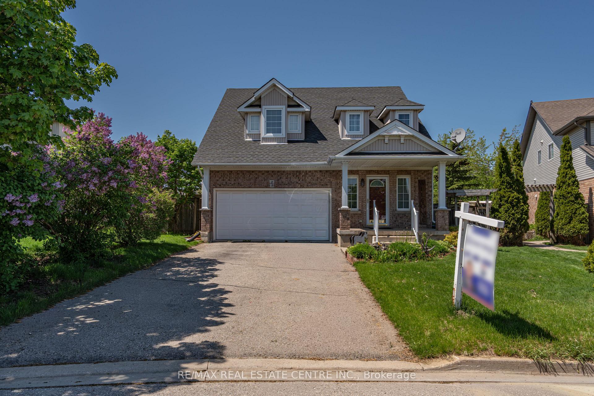 35 Cameron Court, Orangeville, ON, exterior