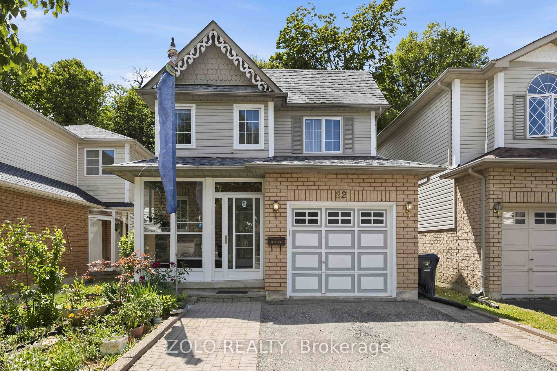 82 Piperbrook Crescent, Toronto E10, ON, exterior