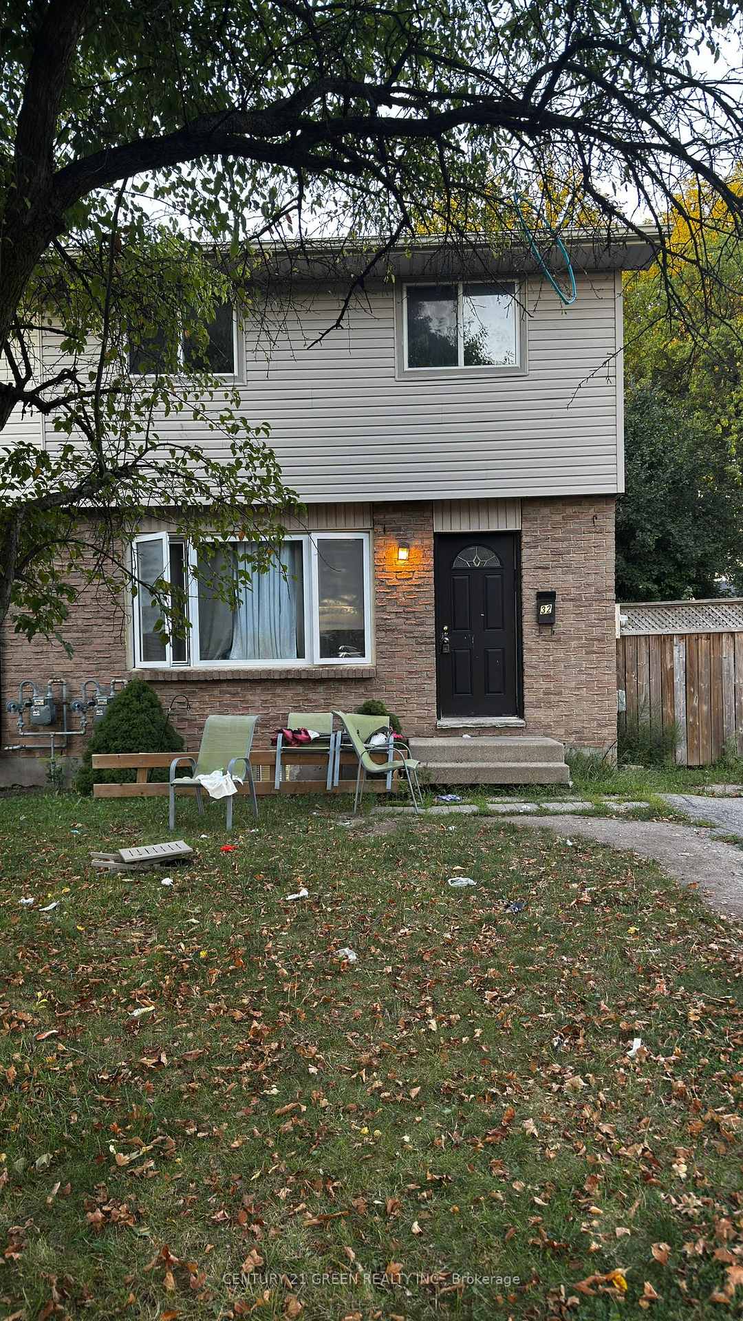 Main & 2nd - 32 Elvira Crescent, London South, ON, exterior