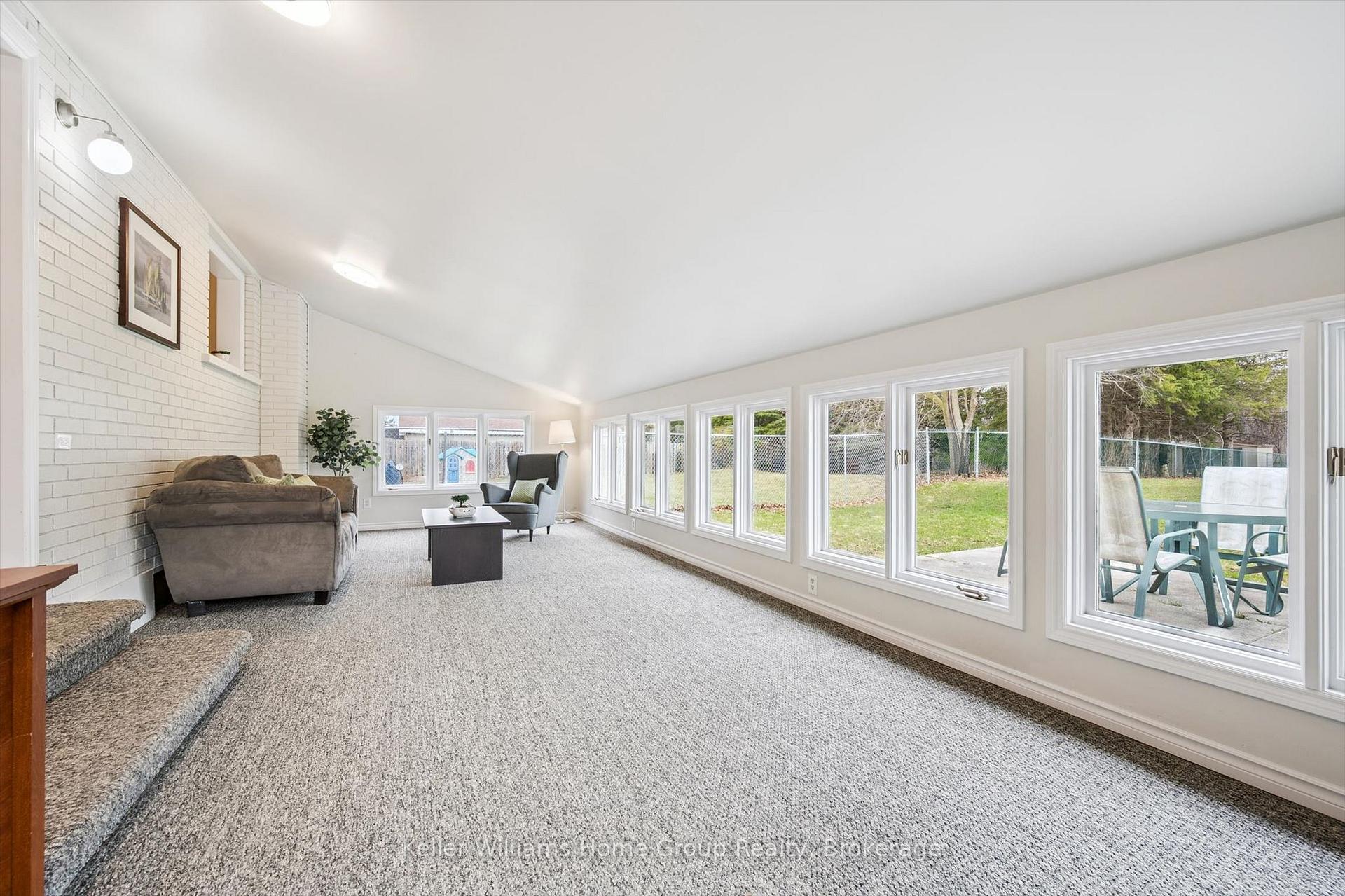 23 Hastings Boulevard, Guelph, ON, exterior