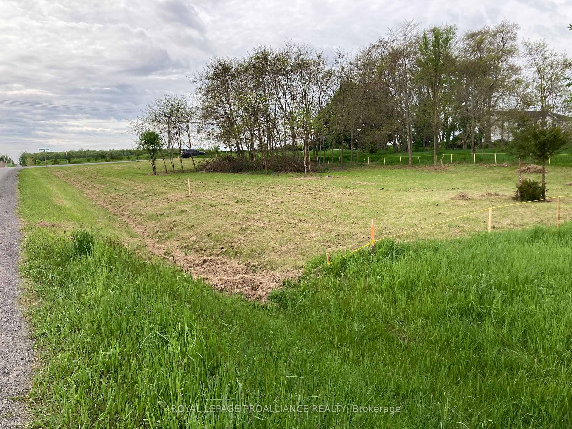 00 South Shore Road, Greater Napanee, ON, exterior