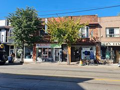1584 Dundas Street W, Toronto C01, ON, exterior