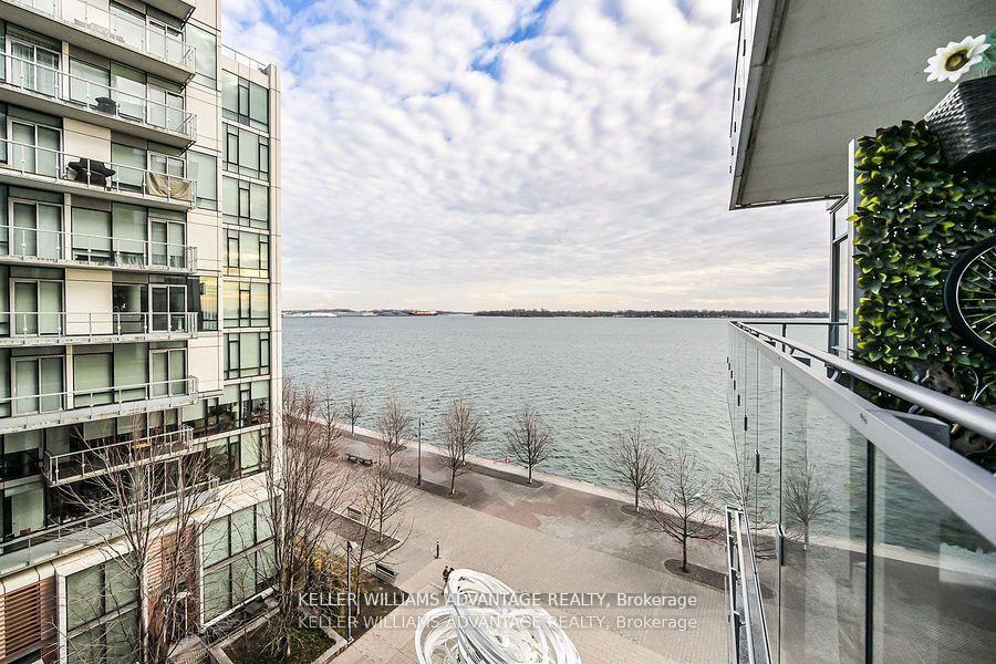 616 - 29 Queens Quay E, Toronto C08, ON, exterior
