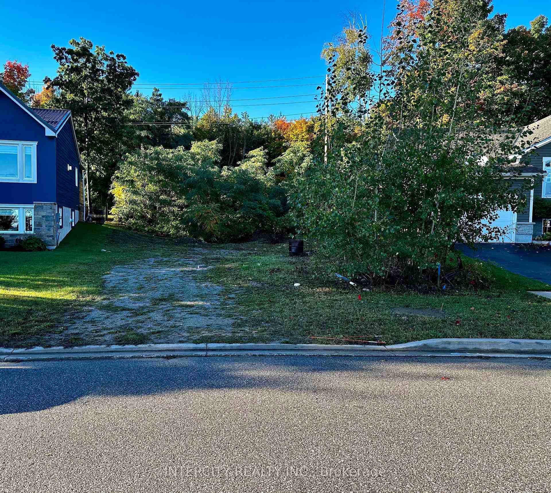 560 Taylor Drive, Midland, ON, exterior