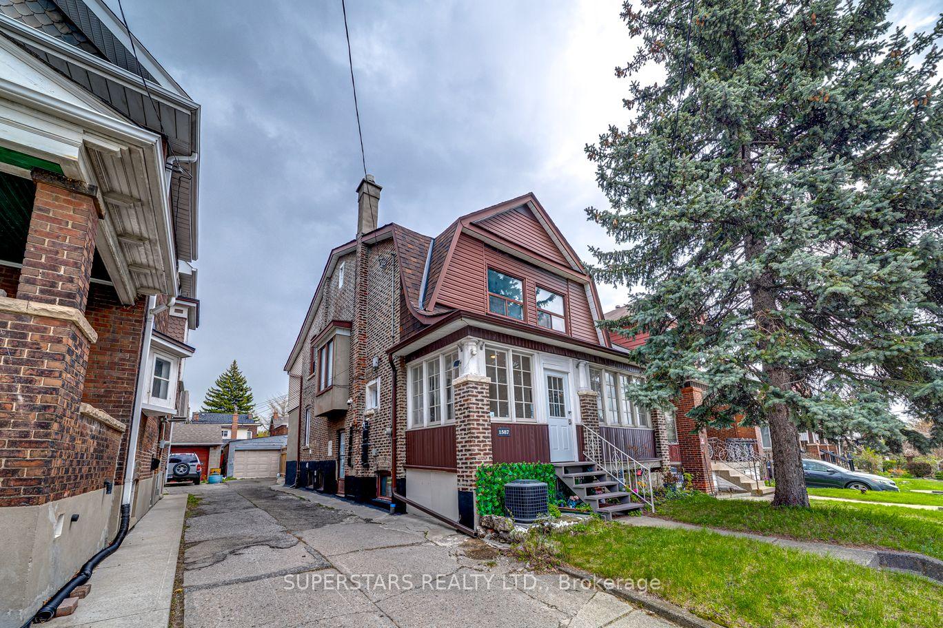1587 DUFFERIN Street W, Toronto W03, ON, exterior