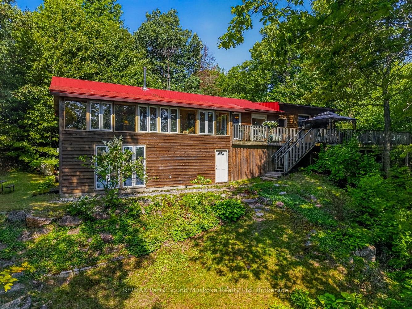 53 Crown Retreats Road, Whitestone, ON, exterior